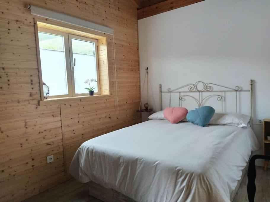 Casa De Madera El Jardin De Tara Villa Tinor Eksteriør billede